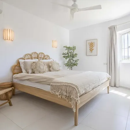 Casa Clavel モライラ