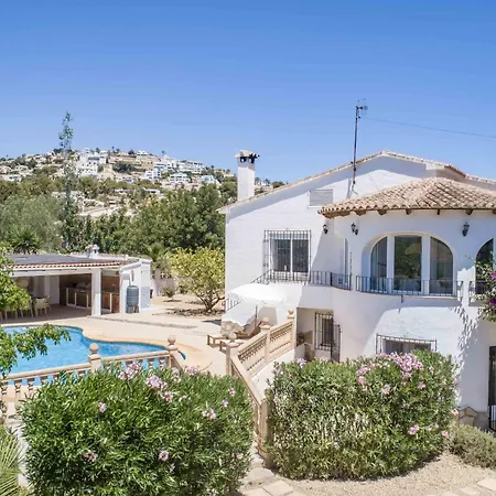 ヴィラ Casa Clavel *